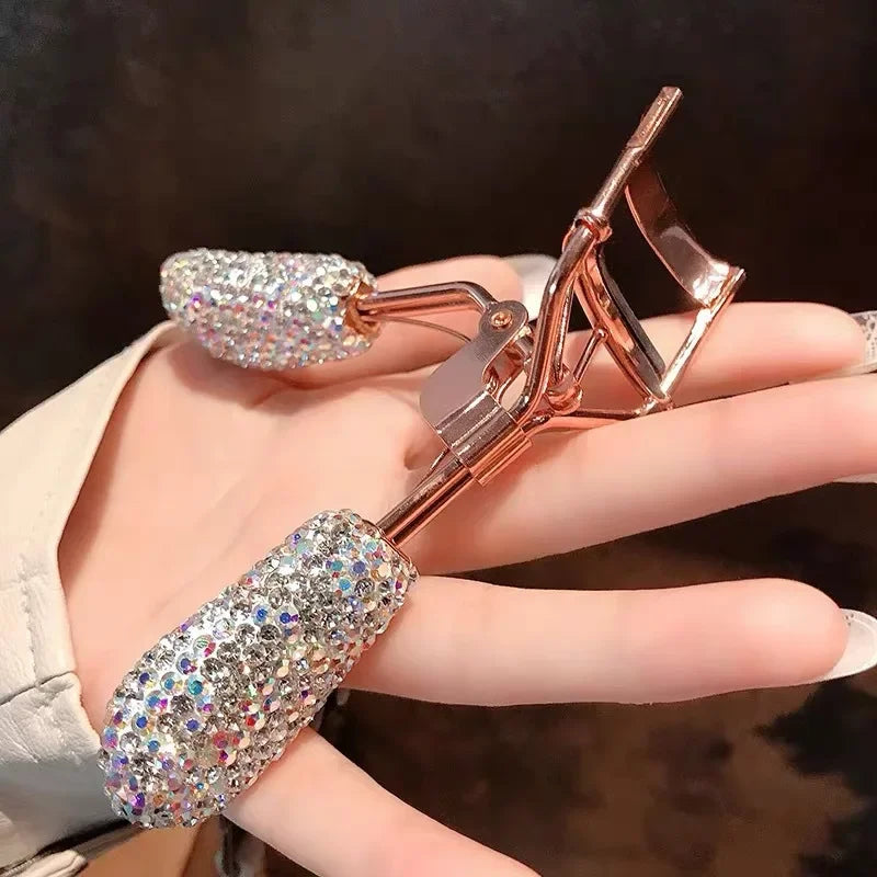 Diamond-Encrusted Eyelash Curler with Sparkling Handle