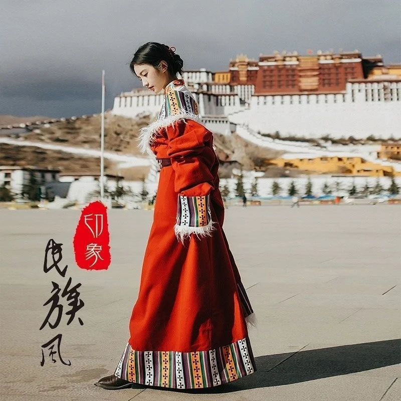 Noble Women' Tibetan Robes Tibetan Tourism Clothing Ethnic