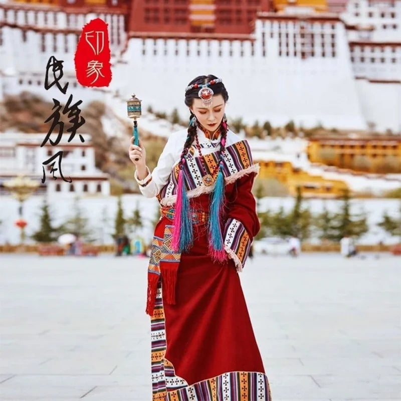Noble Women' Tibetan Robes Tibetan Tourism Clothing Ethnic