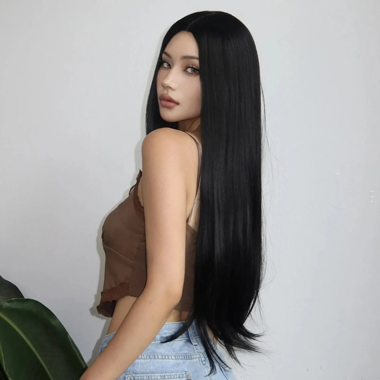 Natural Black Long Straight Synthetic Women Wigs Middle