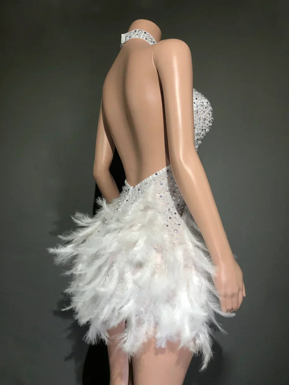 Sexy Rhinestones Pearls Halter Backless Short White Feathers