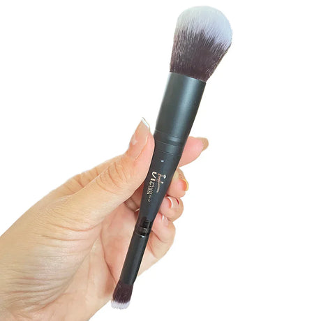 Double-Ended Complexion Perfection Makeup Brush - Foundation