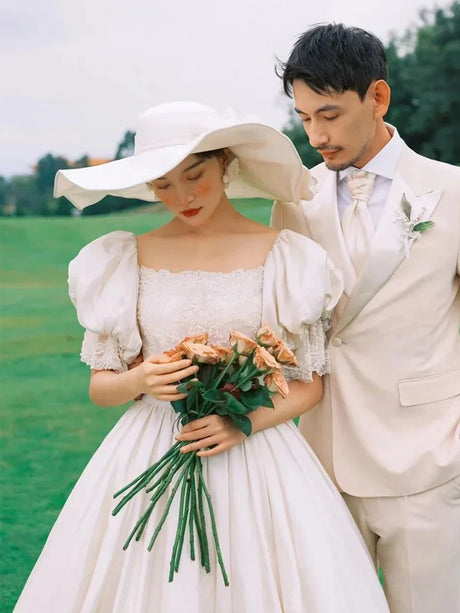 In Stock White Wedding Hats For Women Elegant